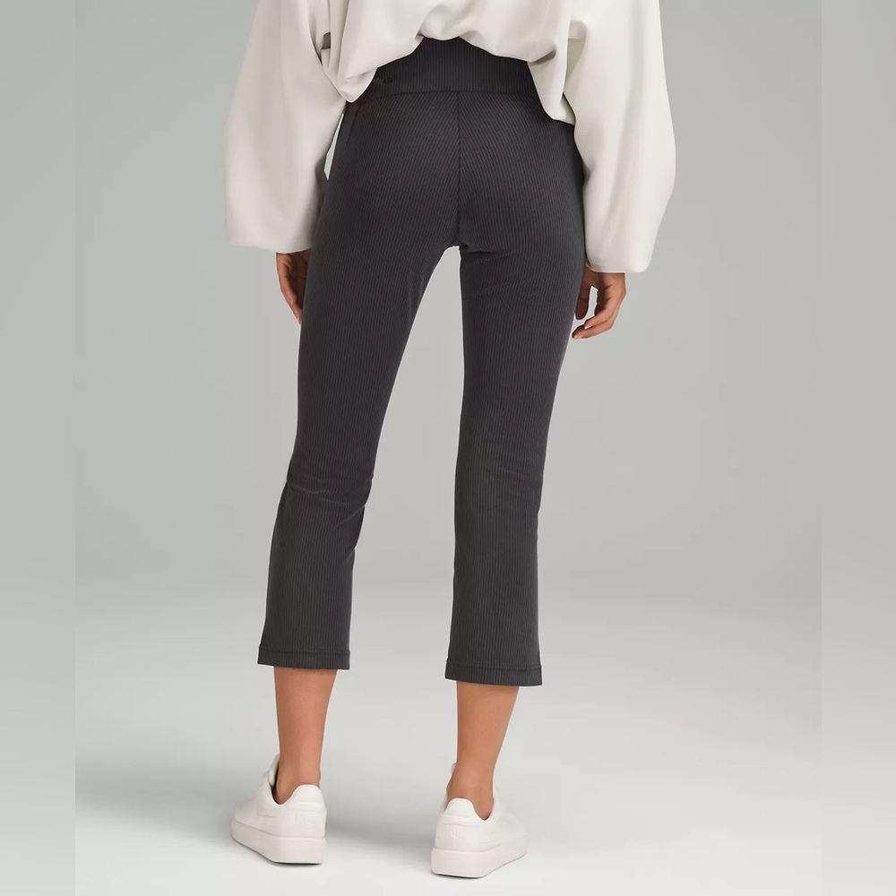 Lululemon Ribbed Softstreme Zip-Leg High-Rise Cropped Pant 25"